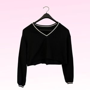 Women's Black and White Shirt